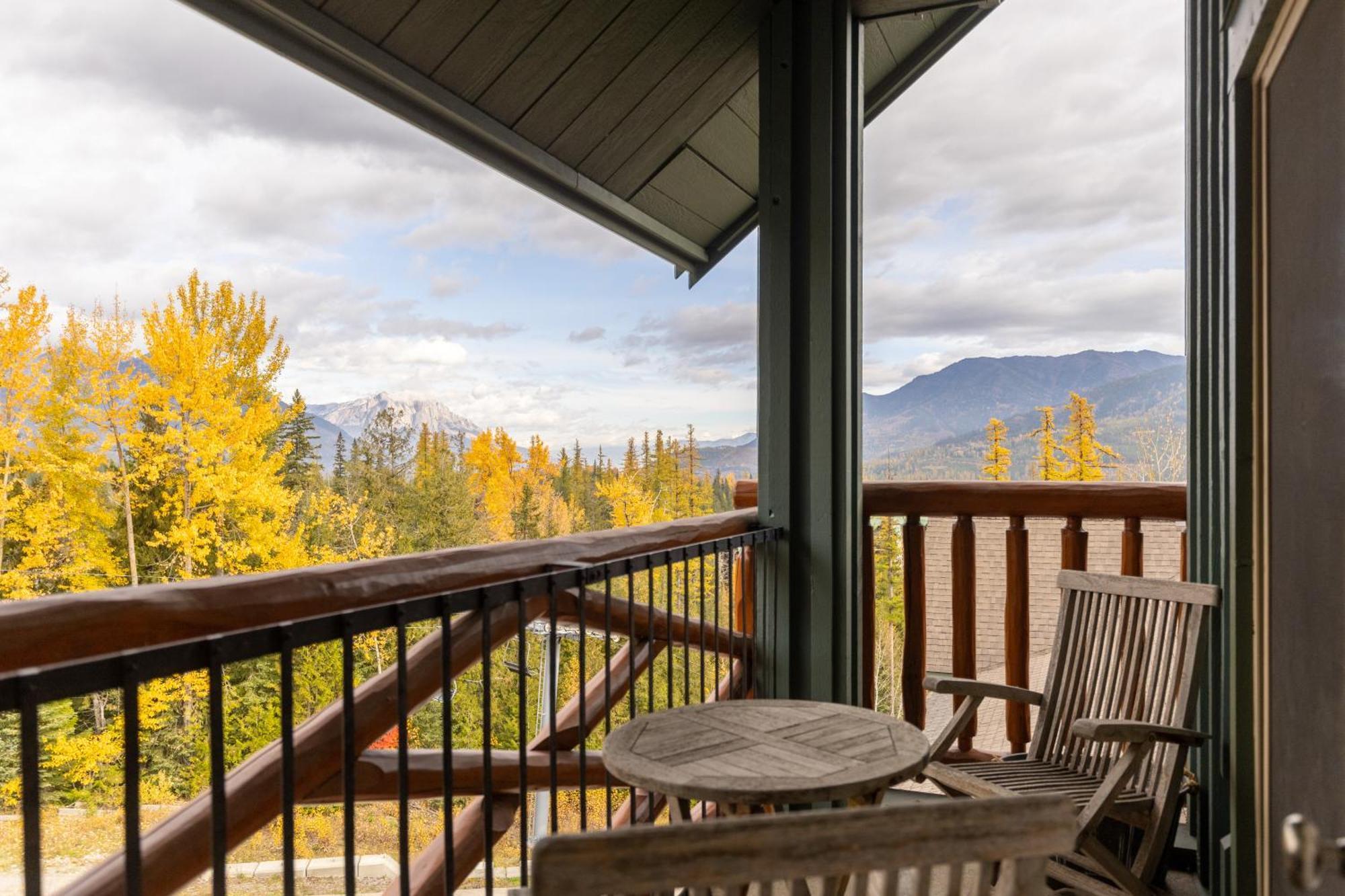 Snow Creek Lodge By Fernie Central Reservations Exterior photo