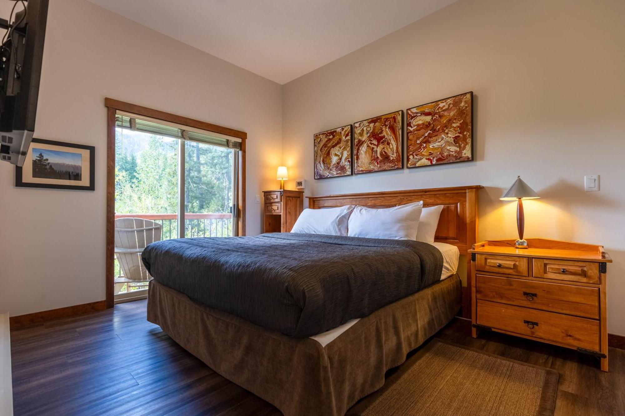 Snow Creek Lodge By Fernie Central Reservations Exterior photo