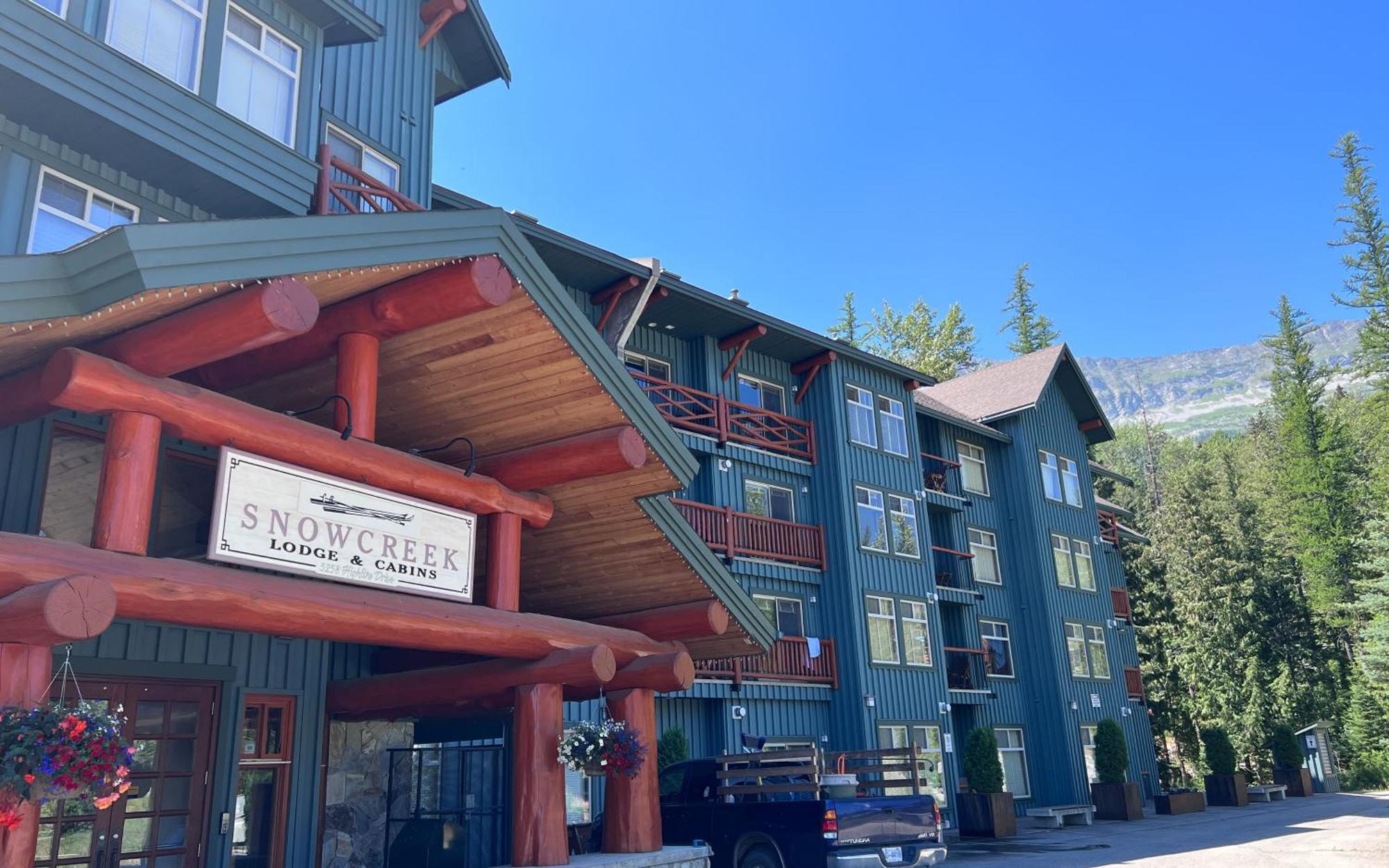 Snow Creek Lodge By Fernie Central Reservations Exterior photo